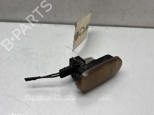Right front indicator VW GOLF V (1K1) 2.0 FSI | BP28184905C33 - Image 2
