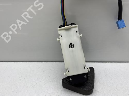 Left front window switch MERCEDES-BENZ C-CLASS (W203) C 220 CDI (203.008) | BP29841739I27