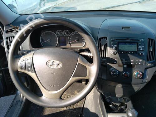 Left headlight HYUNDAI i30 (FD) 1.6 CRDi | BP28428159C28  - Image 10