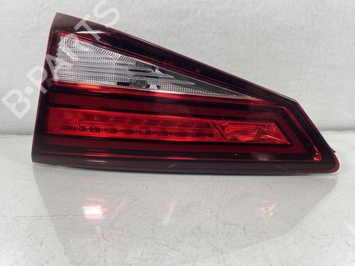Used Right tailgate light SEAT ATECA (KH7, KHP) 1.6 TDI (115 hp) 28127257