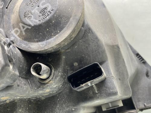 Faro izquierdo RENAULT CLIO II (BB_, CB_) 1.2 16V (BB05, BB0W, BB11, BB27, BB2T, BB2U, BB2V, CB05,... | BP29564750C28 
