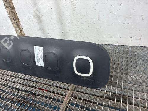 friso-da-porta-citroen-c3-iii-sx-2016-39179550 main image