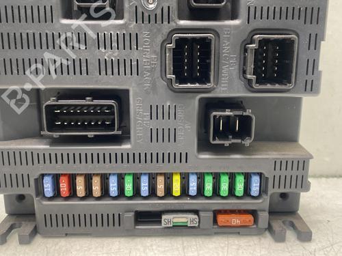 Used Fuse box Fuse box PEUGEOT 308 I (4A_, 4C_) 1.6 HDi (109 hp) 34332873 34332873