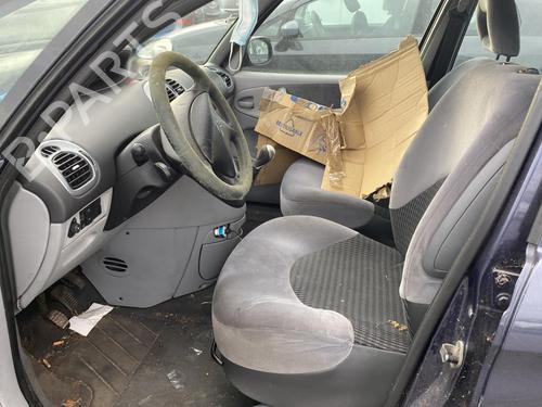 Right front door CITROËN XSARA PICASSO (N68) 1.6 HDi | BP21961050C3