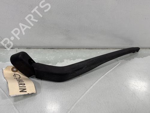 Used Rear windshield wiper arm TOYOTA YARIS (_P9_) 1.0 VVT-i (KSP90_, KSP90R) (69 hp) 31159353