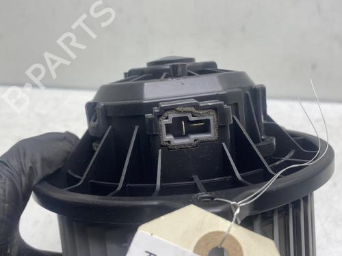 Used Heater blower motor Heater blower motor HYUNDAI i20 II (GB, IB) 1.2 (84 hp) 19971029 19971029
