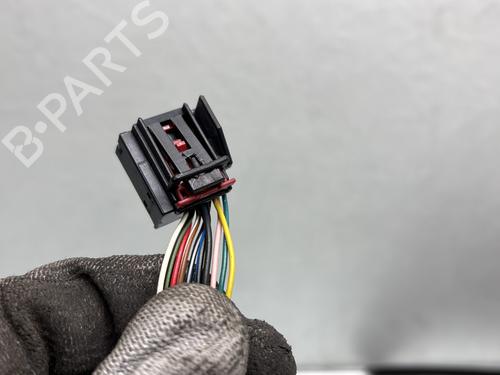 right-mirror-audi-a4-b8-8k2-2007-2008-2009-2010-2011-2012-2013-2014-2015-2016-2017-30602343 main image