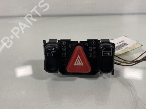 Used Warning switch MERCEDES-BENZ C-CLASS (W202) C 220 CDI (202.133) (125 hp) 20018857