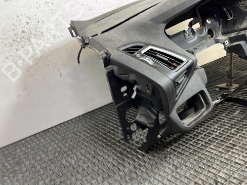 Used Dashboard Dashboard FORD KUGA II (DM2) 2.0 TDCi (150 hp) 31185389 31185389
