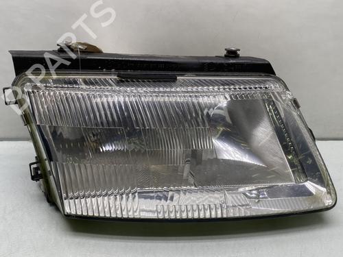 Højre forlygte VW PASSAT B5 (3B2) 1.9 TDI (110 hp) 31175930