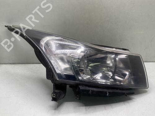 Right headlight CHEVROLET CRUZE (J300) 2.0 CDI | BP30046398C29