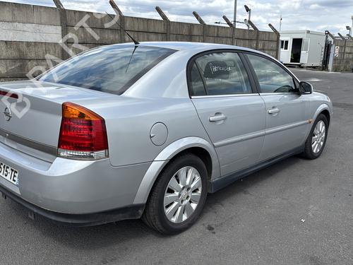 Front bumper OPEL VECTRA B (J96) 1.7 TD (F19) | BP32413402C7 