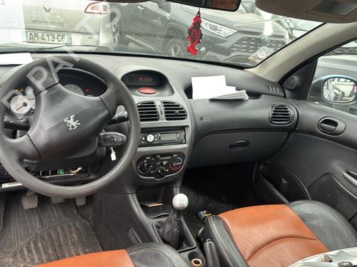 Venstre baglygte PEUGEOT 206 Hatchback (2A/C) 1.4 HDi eco 70 | BP24569955C34 