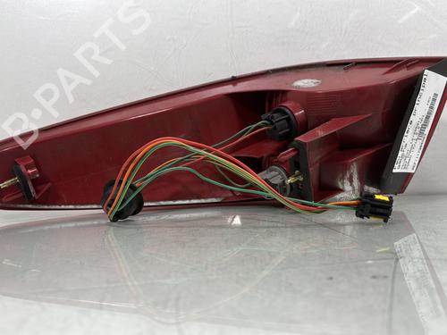 left-taillight-peugeot-607-9d-9u-2000-32368072 main image