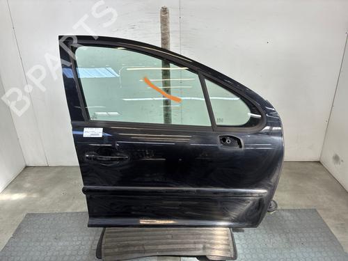 Used Right front door Right front door 35896690 35896690