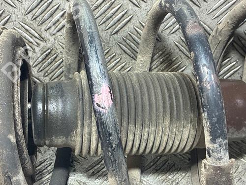 Used Right front shock absorber Right front shock absorber KIA CEE'D Hatchback (ED) 1.6 CRDi 90 (90 hp) 39653435 39653435
