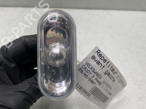 Clignotant avant gauche VW CADDY III Box Body/MPV (2KA, 2KH, 2CA, 2CH) 1.9 TDI (105 hp) 31881183