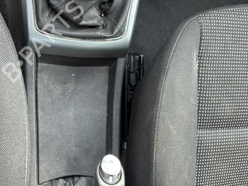 Used Parts OPEL ASTRA H GTC (A04)  1.9 CDTI (L08)  2436756