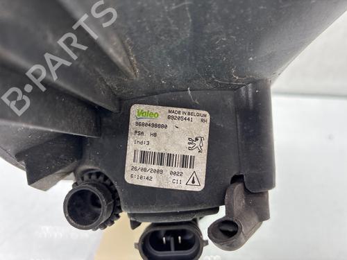 Used Right front fog light Right front fog light 38915183 38915183