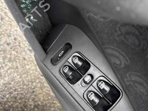 Left mirror MERCEDES-BENZ C-CLASS (W203) C 200 CDI (203.004) | BP32324038C26