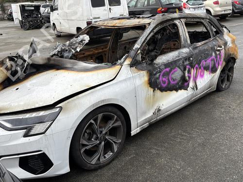 Brugte AUDI A3 Sportback (8YA, 8YF) 30 TFSI Mild Hybrid (110 hp) 4346832