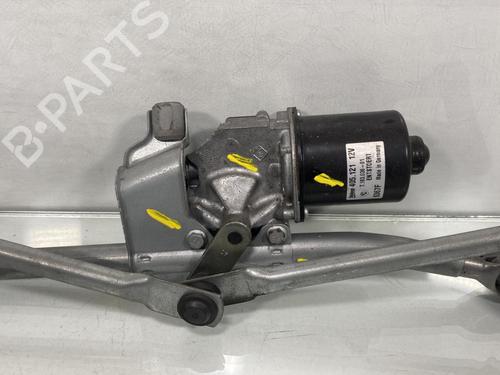 Used Front wiper motor BMW 1 Coupe (E82) 123 d (204 hp) 19979564