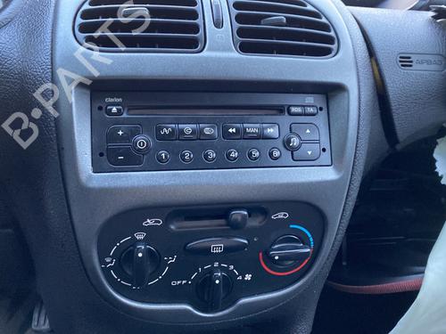 Front right lock PEUGEOT 206 Hatchback (2A/C) 1.1 i | BP26952728C97 