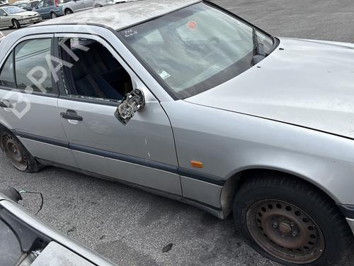 Right front indicator MERCEDES-BENZ C-CLASS (W202) C 220 D (202.121) | BP32314583C33 