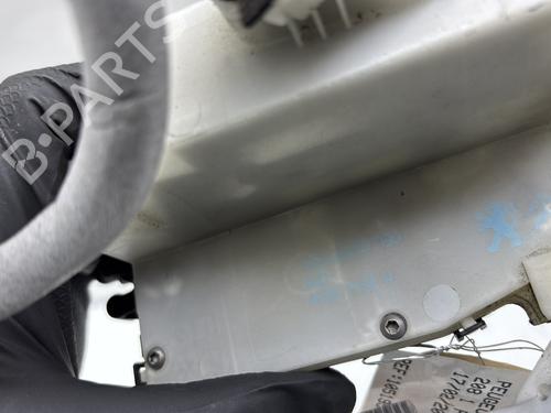Front right lock PEUGEOT 208 I (CA_, CC_) 1.2 VTI 82 | BP28603735C97 