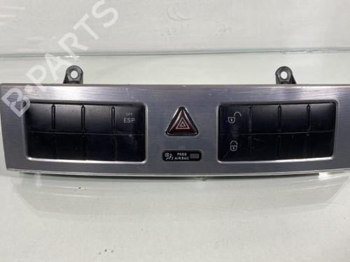Used Warning switch MERCEDES-BENZ C-CLASS Coupe (CL203) C 200 CDI (203.707) (122 hp) 21956910