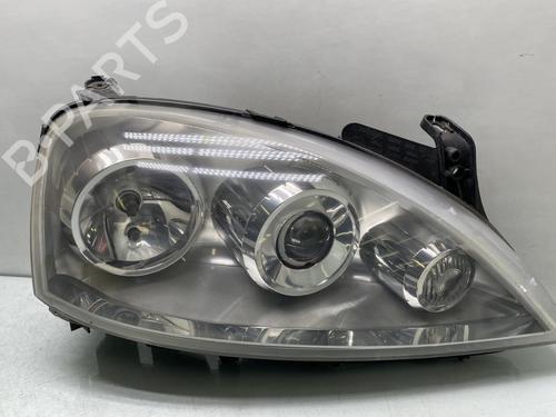Lyskaster høyre OPEL CORSA C (X01) 1.2 Twinport (F08, F68) (80 hp) 31185395