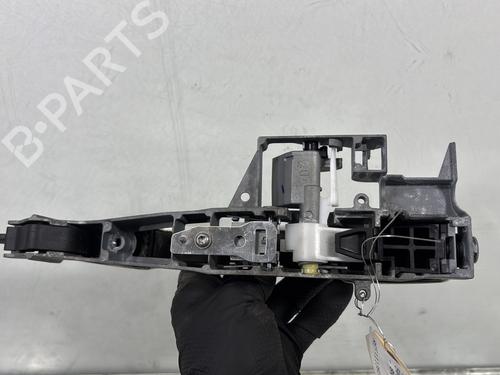 Klamka zewnętrzna drzwi przednich prawych PEUGEOT 5008 (0U_, 0E_) 1.6 BlueHDi 120 | BP29897687C129