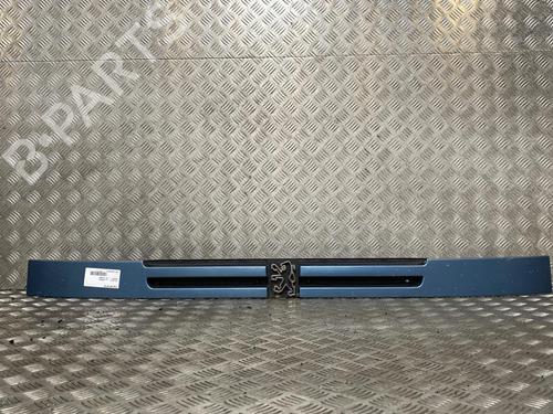 Used Grille PEUGEOT BOXER Van (230L) 1.9 TD (92 hp) 20009263