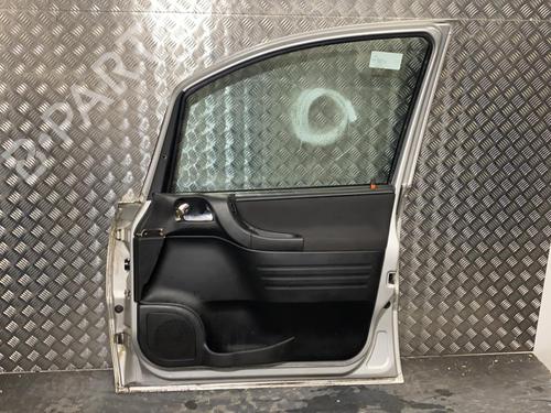 Used Right front door OPEL ZAFIRA A MPV (T98) 2.2 DTI 16V (F75) (125 hp) 21955657