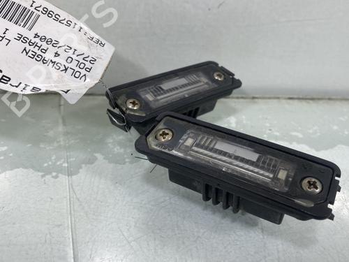 Used Licence plate light VW POLO IV (9N_, 9A_) 1.9 SDI (64 hp) 30791554