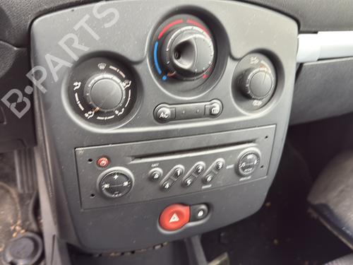 Front windshield wiper arm RENAULT CLIO III (BR0/1, CR0/1) 1.4 16V | BP30082768C143 