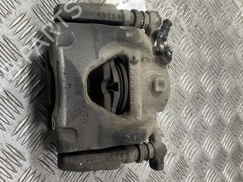 Højre bremsekaliber foran BMW 2 Active Tourer (F45) 218 d (150 hp) 28684394