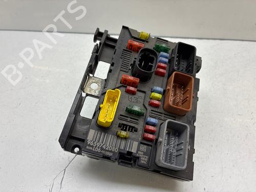 Fuse box CITROËN C4 Coupe (LA_) 1.6 HDi | BP38202374E1 - Image 3