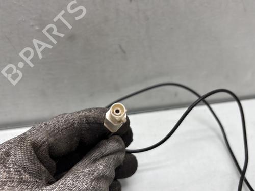 Used Antenna/Base RENAULT TWINGO III (BCM_, BCA_) 1.0 SCe 70 (BCMB) (69 hp) 27397626