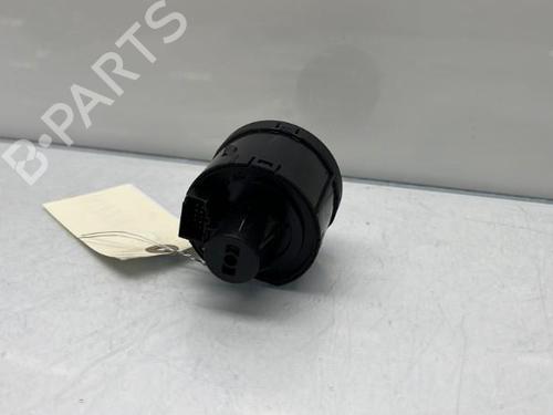 Used Headlight switch Headlight switch SEAT ARONA (KJ7, KJP) 1.0 TSI (95 hp) 22916564 22916564