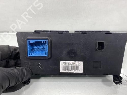 climate-control-citroen-c3-picasso-sh_-00006452q3-2008-20034752 main image