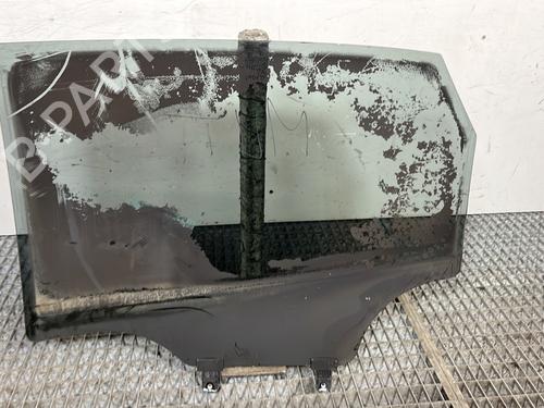 Used Rear right door window Rear right door window 29909371 29909371