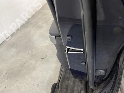 Right front door BMW 3 (E90) 318 d | BP28611132C3