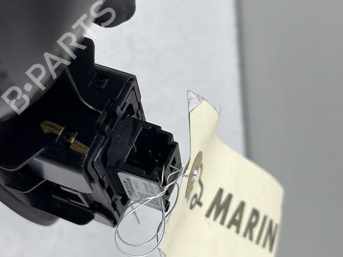 right-rear-window-switch-renault-arkana-i-lcm_-ldn_-2019-26966627 main image