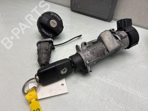 Electronic module SKODA FABIA II (542) 1.6 TDI | BP39573220M83 - Image 4