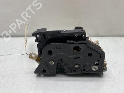 Fechadura trás esquerda SEAT LEON (1P1) 1.6 TDI (105 hp) 31613010