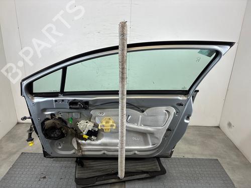 Used Right front door Right front door 39393562 39393562