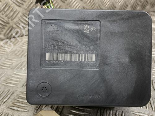 Used ABS pump ABS pump CITROËN DS3 (SA_) 1.6 THP 155 (156 hp) 24443131 24443131