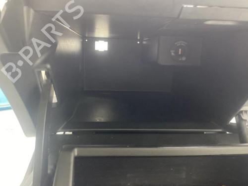 Glove box NISSAN JUKE (F15) 1.2 DIG-T | BP20183808C95 