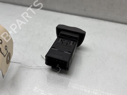 Warning switch RENAULT SCÉNIC I MPV (JA0/1_, FA0_) 1.6 (JA00, JA16, JA15, JA19, JA1V, JA2B, JA2C, JA0B,... | BP28281874I22 